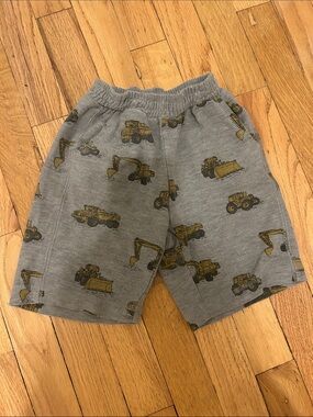 Gray Construction-Print Kids Shorts